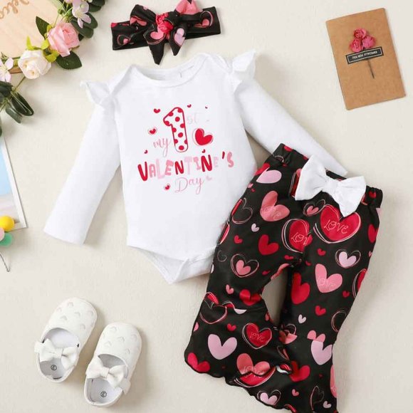 BABY GIRL GRAPHIC RUFFLED BODYSUIT AND HEART PRINT FLARE PANTS SET - Picture 7 of 9
